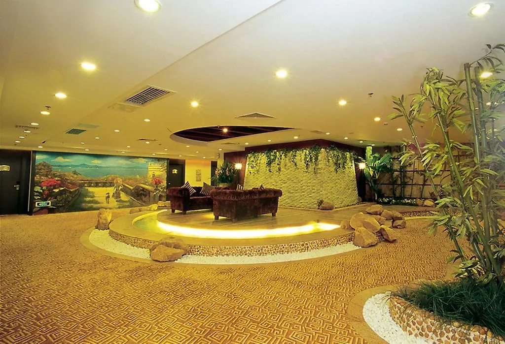 Zhuhai Richmond Hotel 4*,
