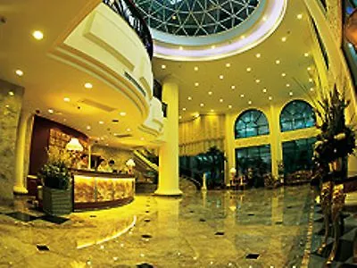 Zhuhai Richmond Hotel 4*,